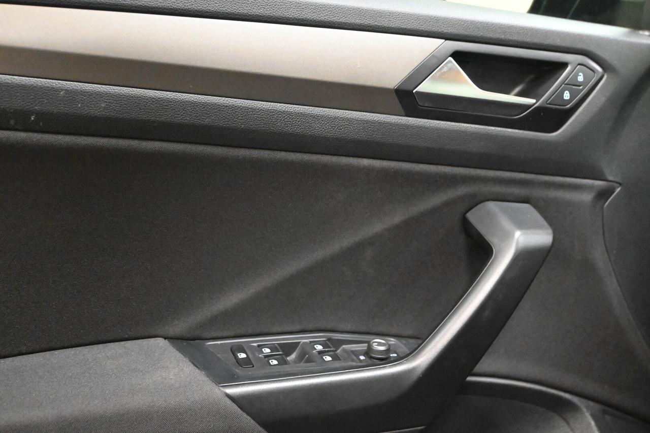 VOLKSWAGEN T-Roc 1ª serie T-Roc 1.0 TSI Busine...