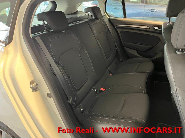 RENAULT Megane Sporter Blue dCi 115 CV Business AUTOCARRO N1