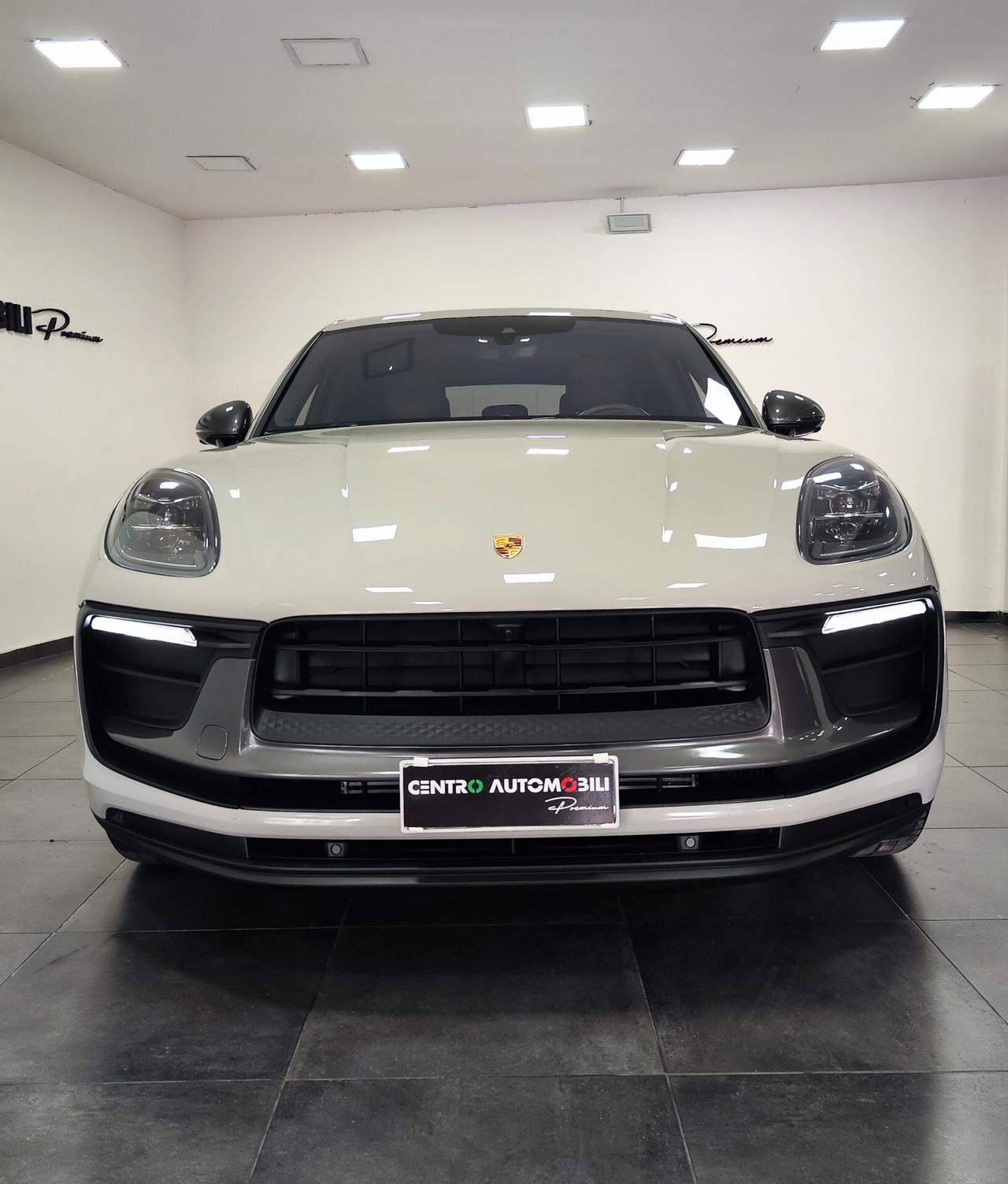 Porsche Macan T 2.0 265cv FULL