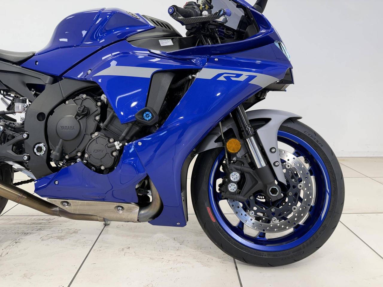 YAMAHA YZF R1 1000