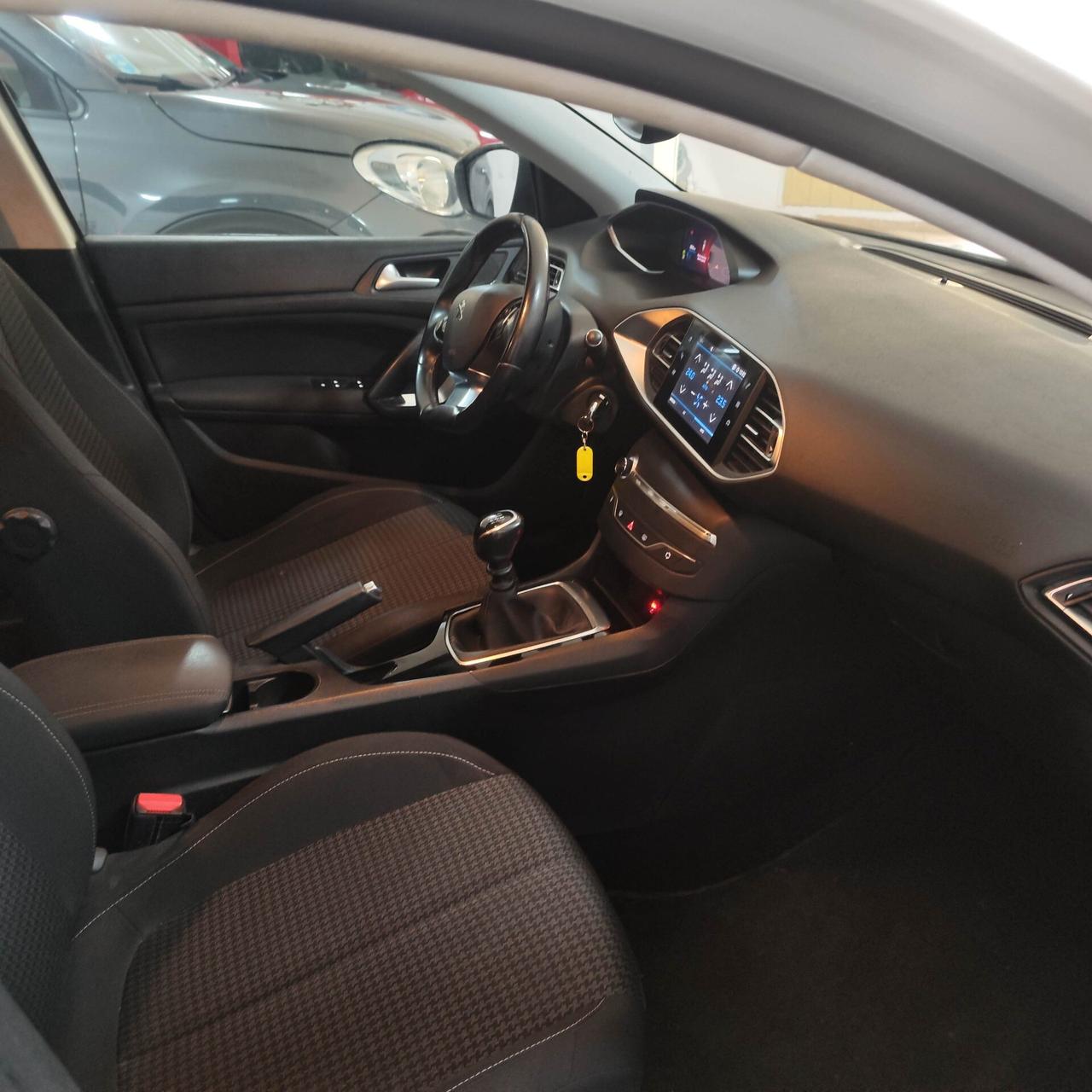 Peugeot 308 BlueHDi 100 S&S SW ACTIVE( 12 mesi di garanzia)