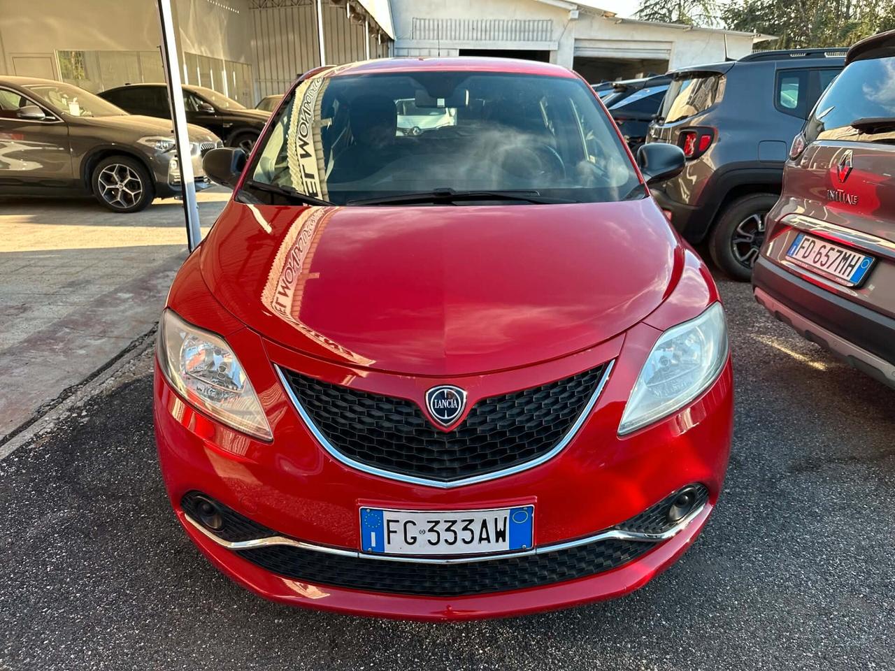 Lancia Ypsilon 1.2 69 CV 5 porte Gold