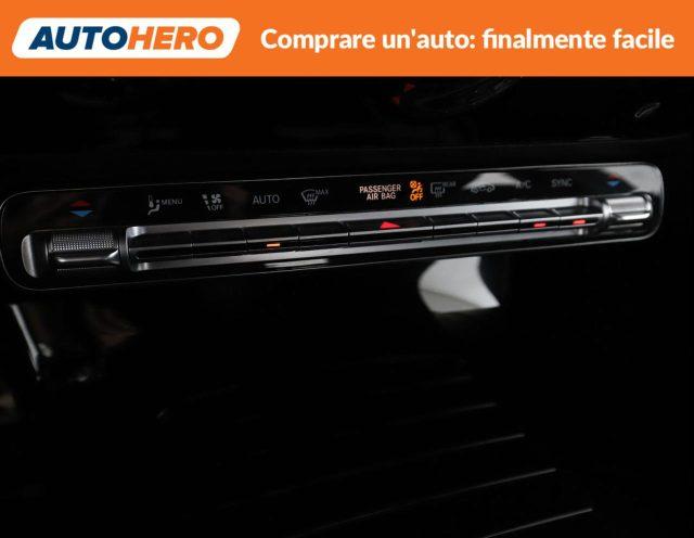 MERCEDES-BENZ A 180 Automatic Premium