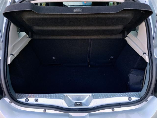 DACIA Sandero Stepway 1.0 GPL 15th Anniversary