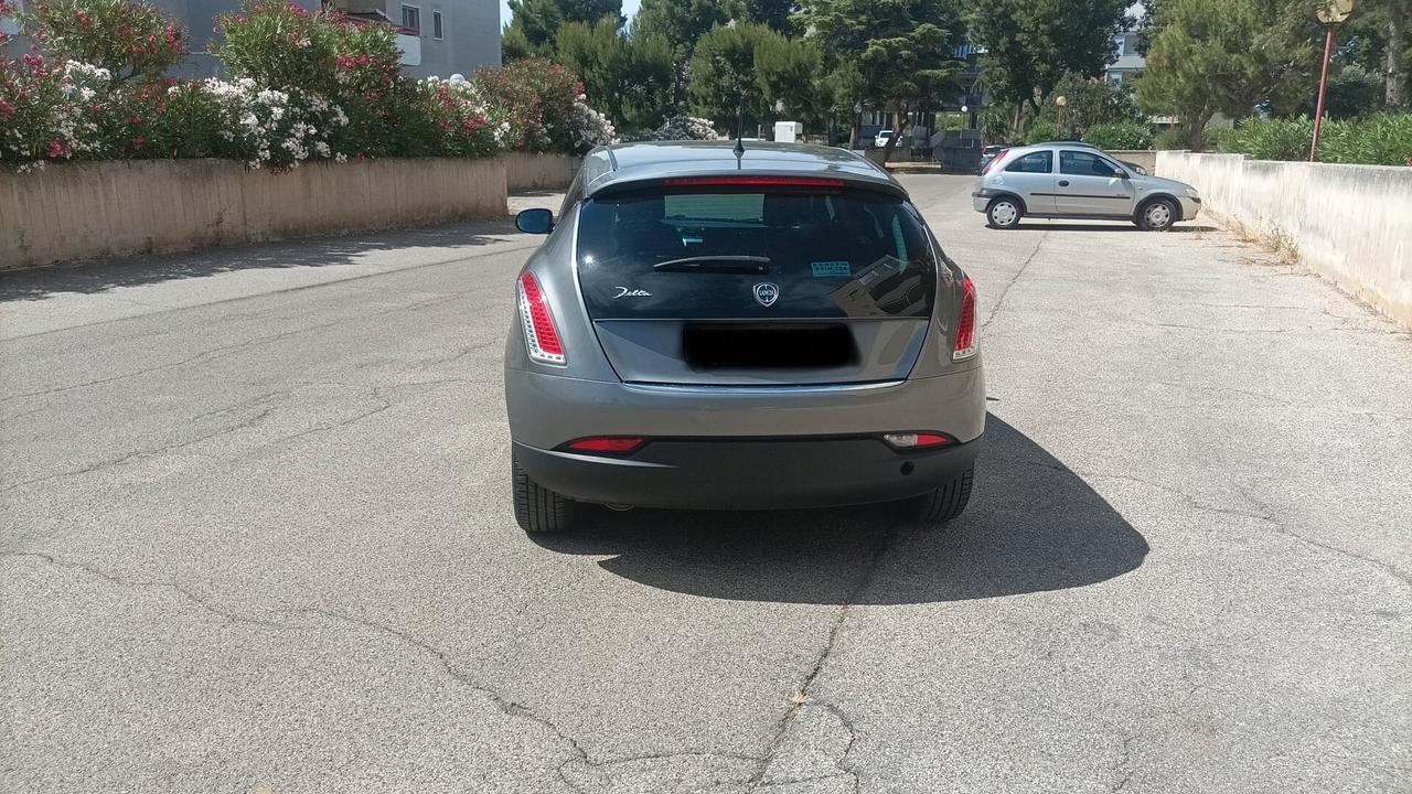 Lancia Delta 1.6 MJT DPF Gold