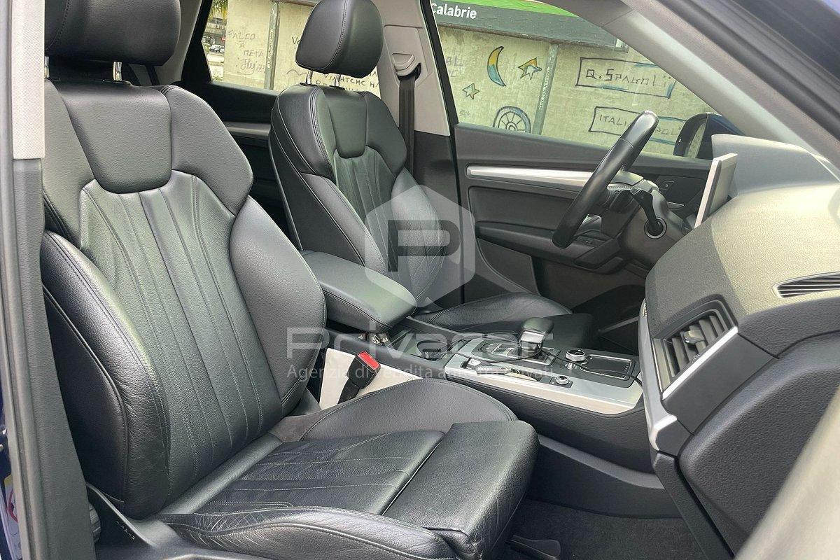 AUDI Q5 35 TDI quattro S tronic Business Sport