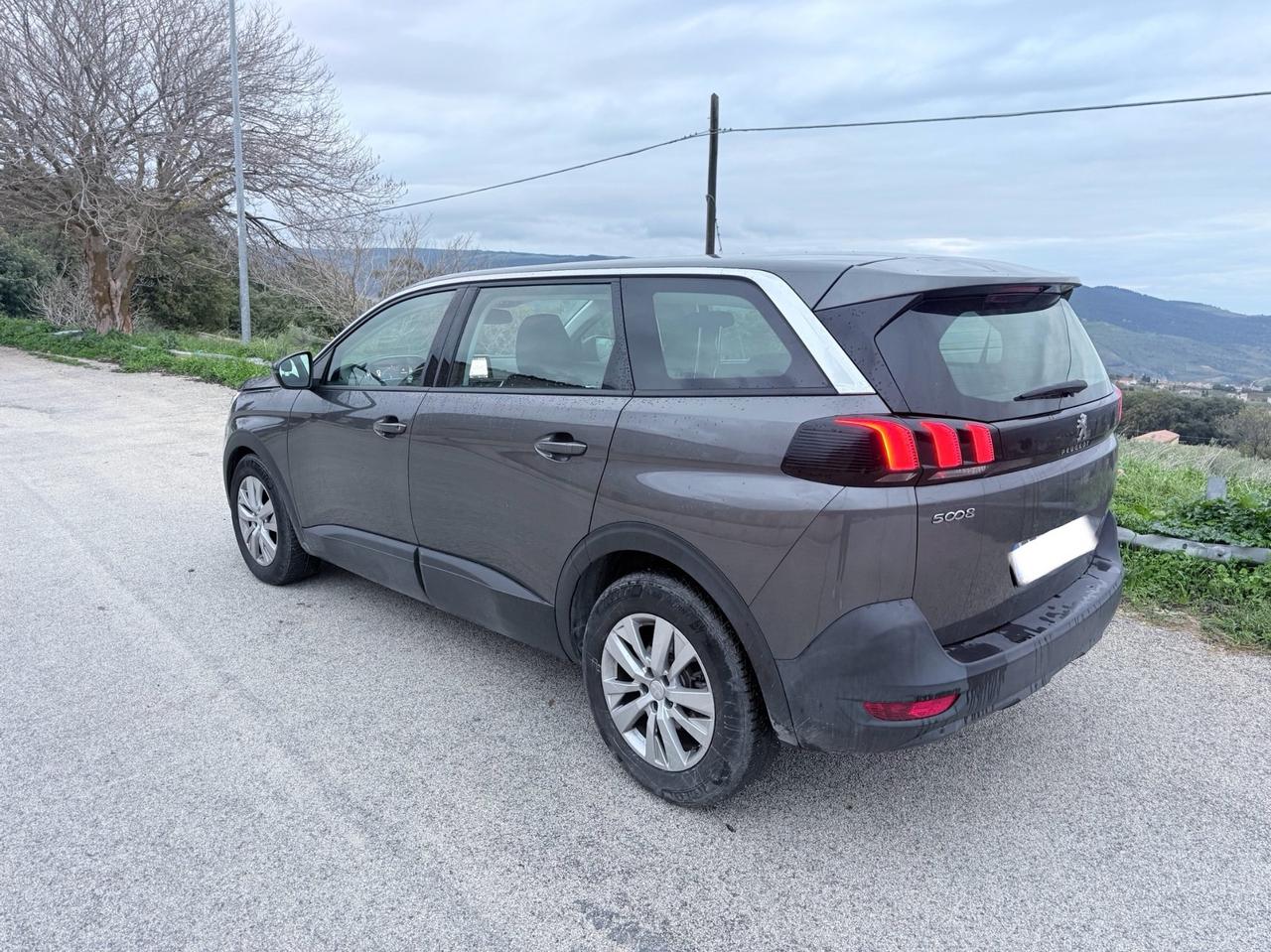 Peugeot 5008 BlueHDi 130 S&S Crossway