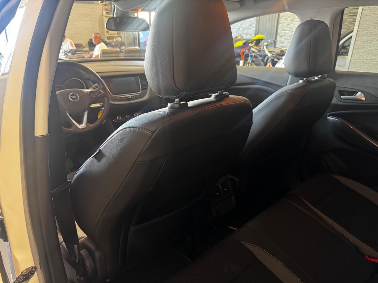 Opel Grandland X 1.2 Turbo 12V 130 CV Start&Stop aut. Design Line