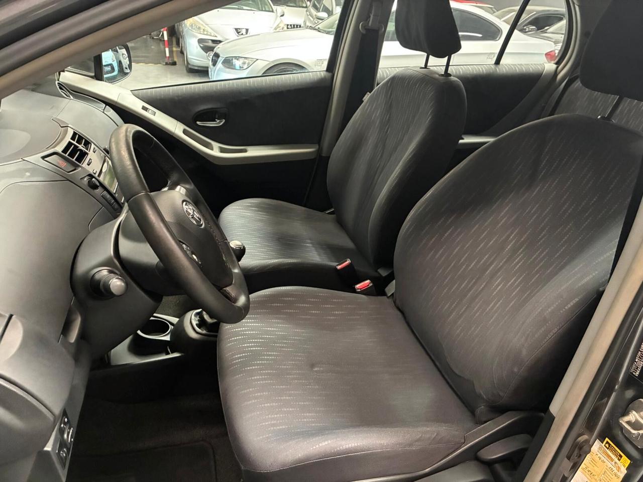 Toyota Yaris 1.3 5 porte Sol