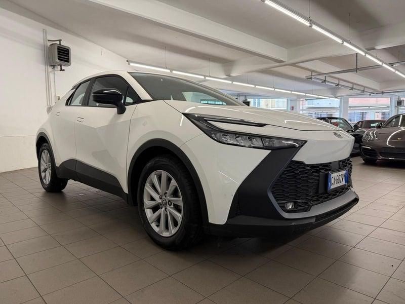 Toyota C-HR 1.8 HV E-CVT Active