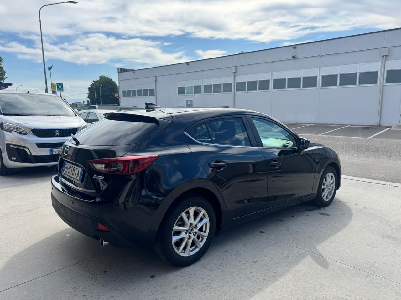 Mazda 3 Mazda3 1.5 Skyactiv-D Exceed