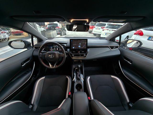 TOYOTA Corolla 2.0 Hybrid GR SPORT