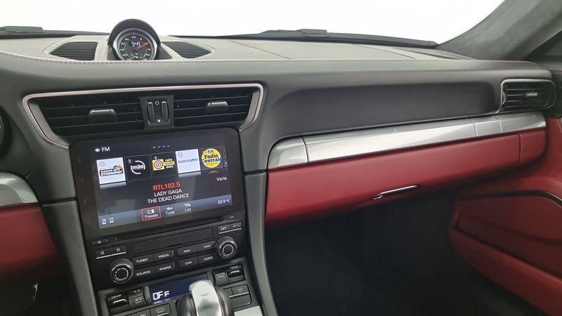 Porsche 911 911 3.0 Carrera 4 Coupé