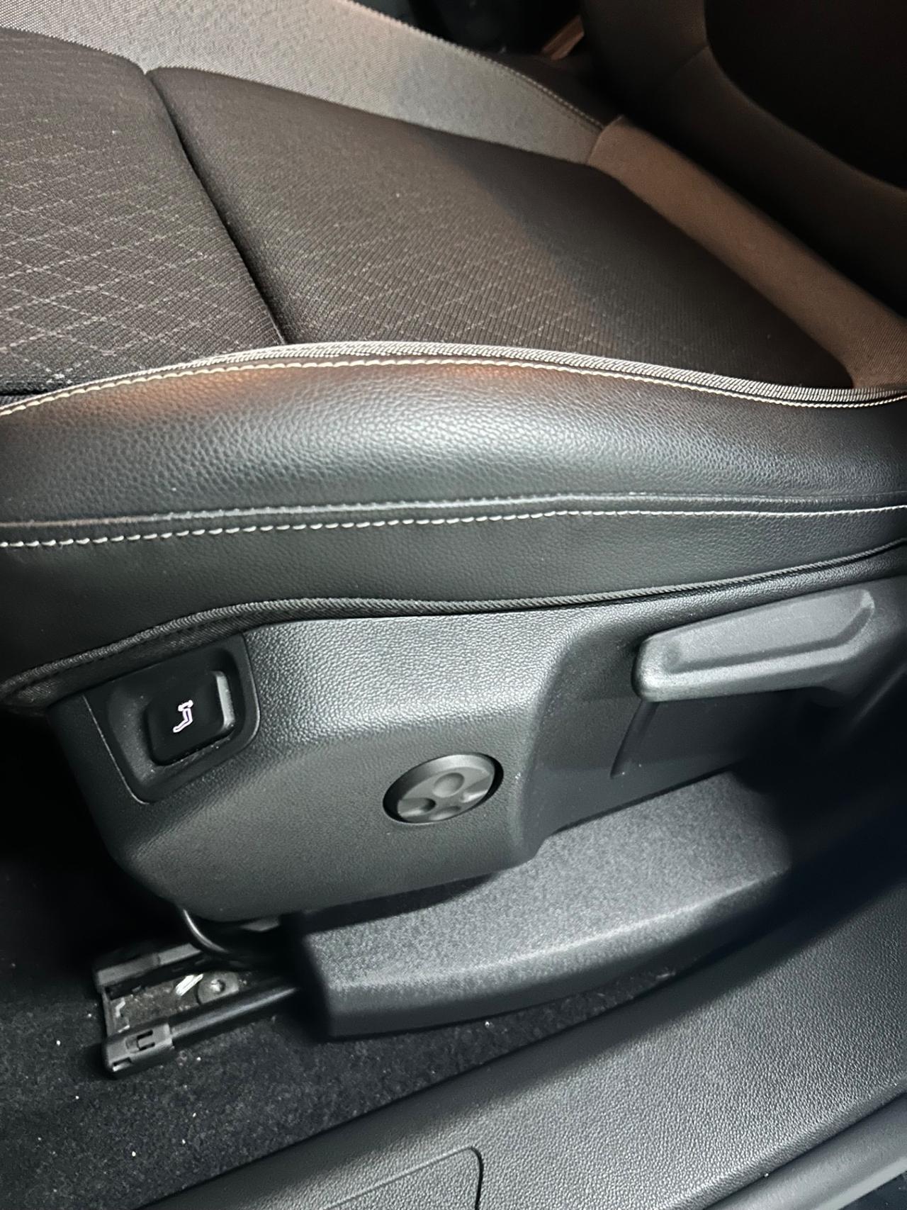 Opel Grandland 1.5 diesel Ecotec aut. 06/2022