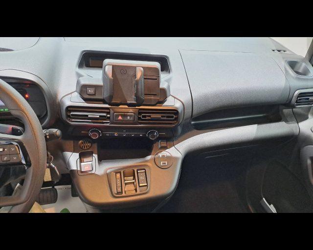 FIAT Doblo Passo Lungo 1.5 d 130cv auto