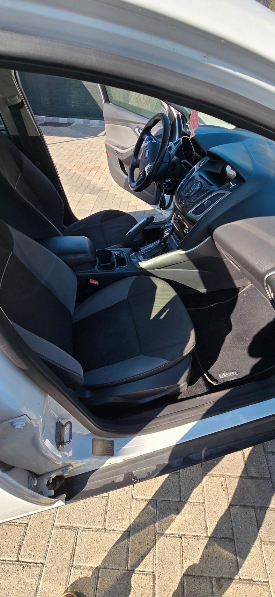 Ford Focus 2.0 TDCi 115 CV Powershift Titanium