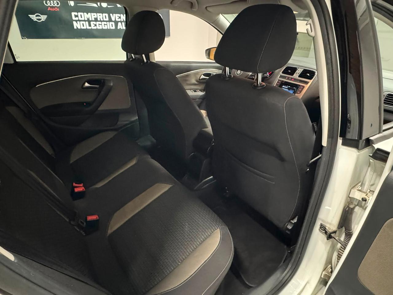 Volkswagen Polo Cross 1.4 TDI DSG BlueMotion Technology