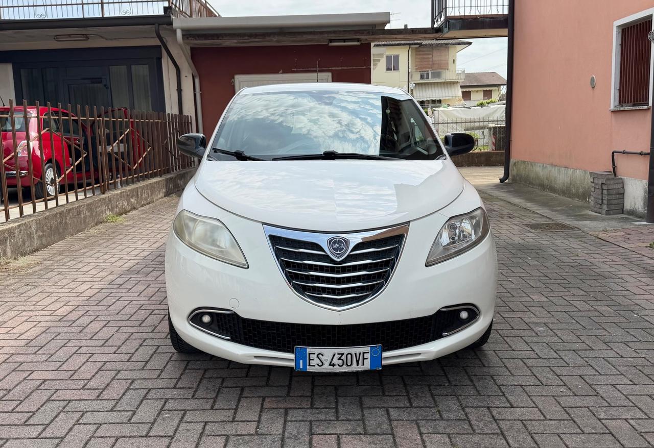 Lancia Ypsilon 1.3 MJT 16V 95 CV Ok Neopatentati