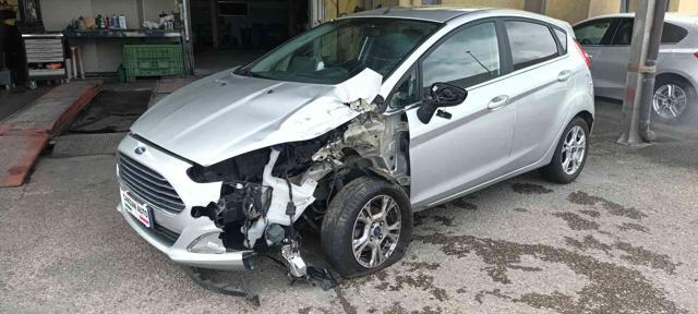 FORD Fiesta 1.5 TDCi TITANIUM INCIDENTATA