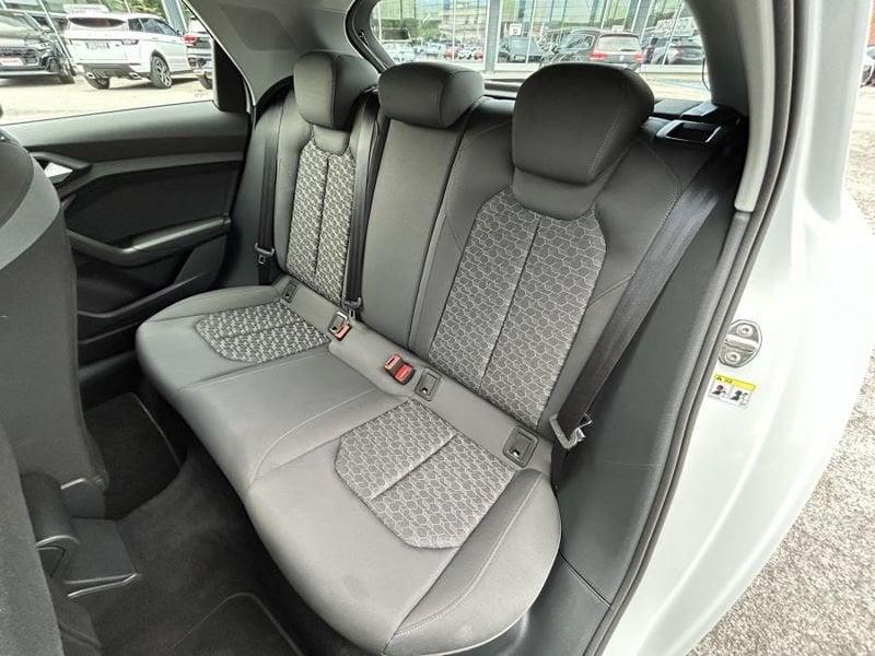 Audi A1 SPB 30 TFSI S Line Edition CAMERA+FULL LED+17"
