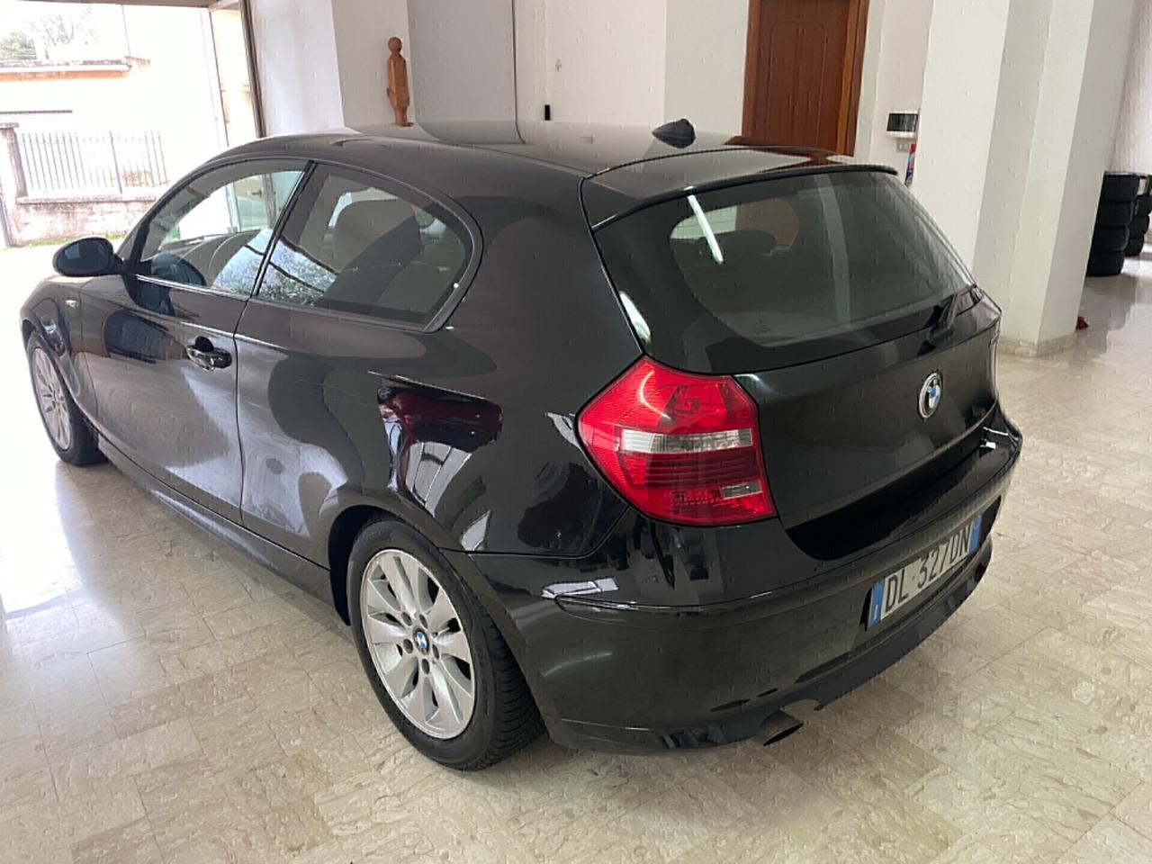 BMW SERIE 118 FUTURA "TENUTA BENISSIMO"