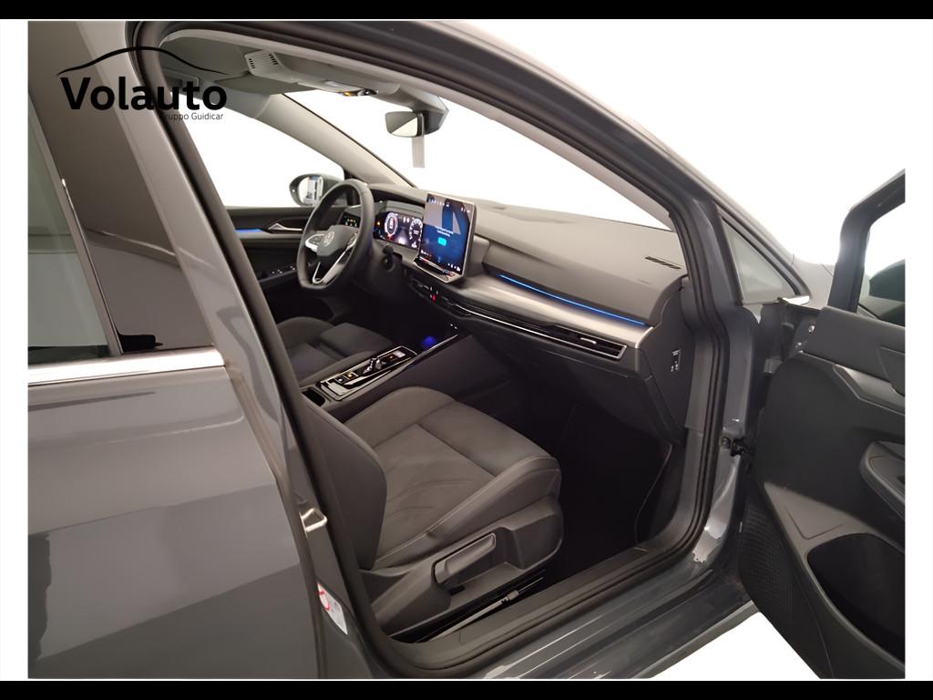 VOLKSWAGEN Golf VIII 2024 - Golf 2.0 tdi Style 150cv dsg