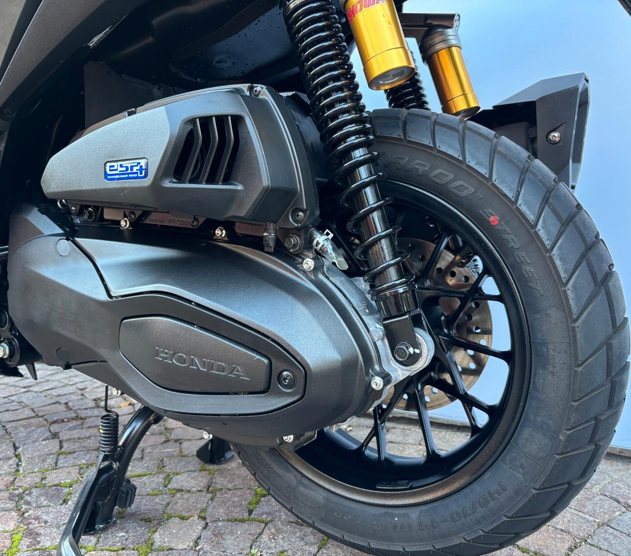 Honda ADV 350