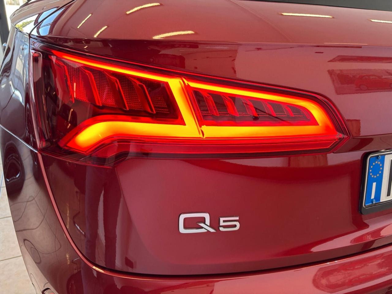 Audi Q5 2.0 TDI 190CV quattro S tronic Business Sport