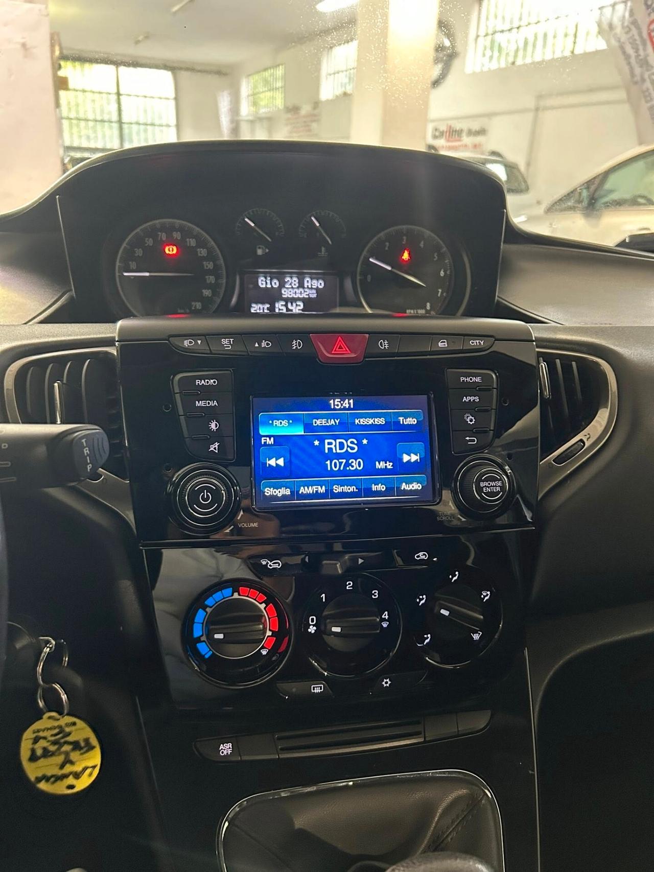 Lancia Ypsilon 1.2 69 CV 5 porte Gold -2017