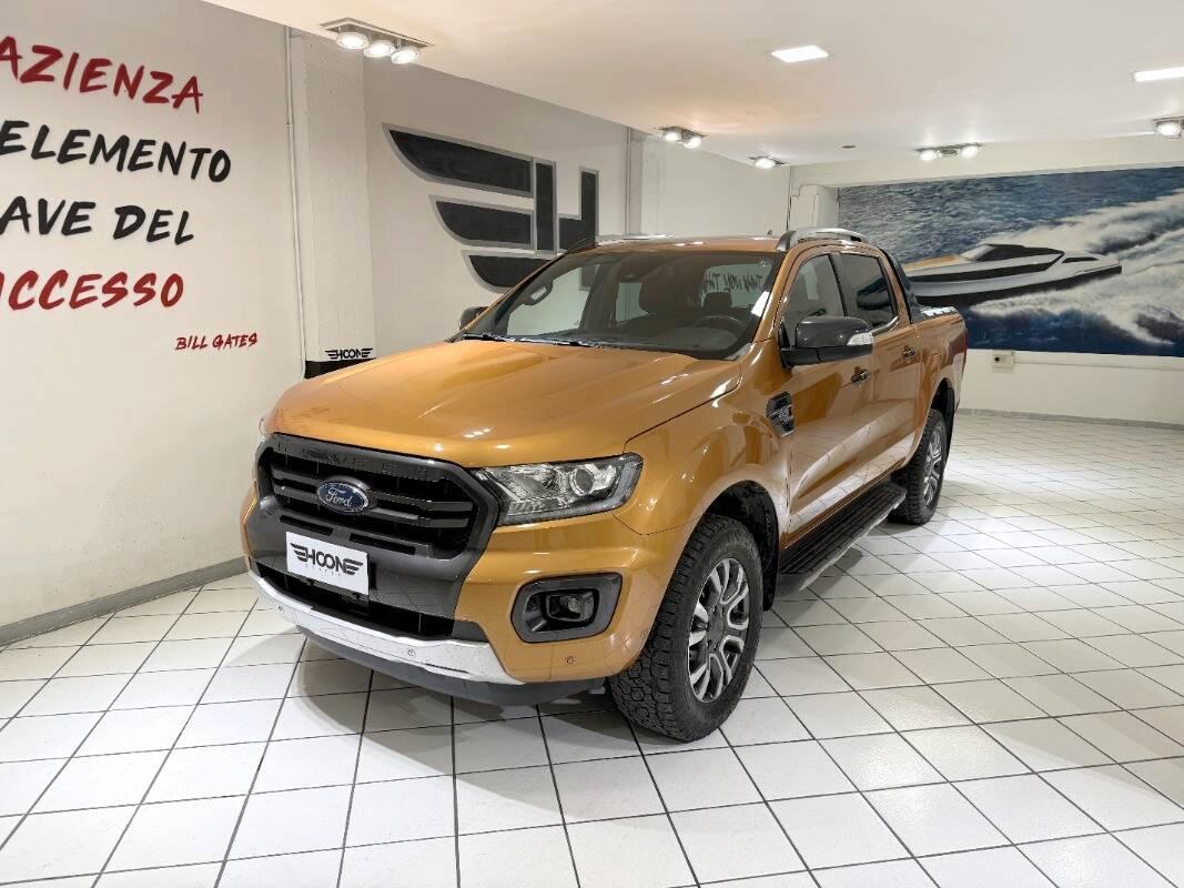 Ford Ranger 3.2 tdci double cab Wildtrak 200cv auto Autocarro 5 posti
