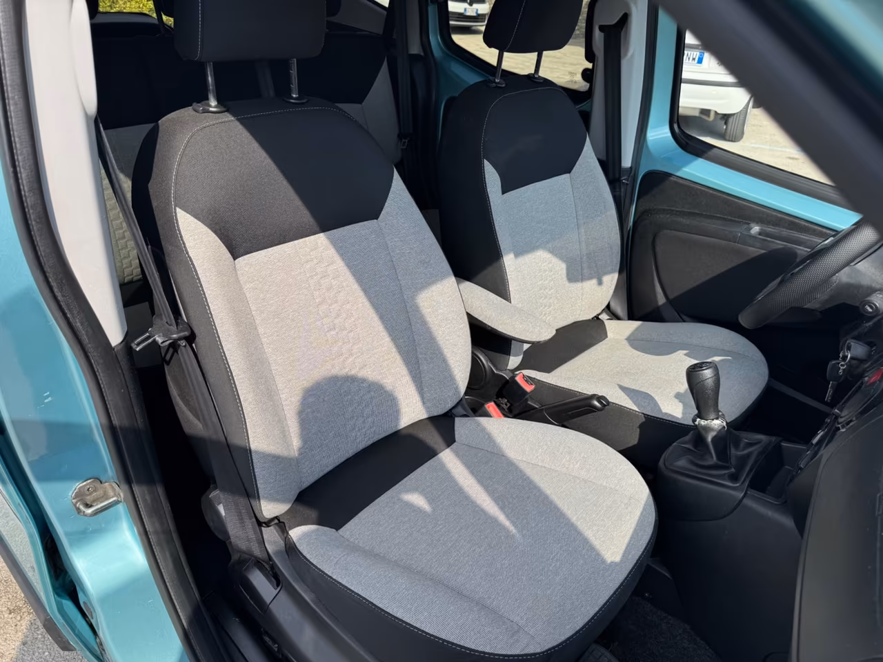 Fiat Qubo 1.3 MJT 95 CV Lounge, Full!!!