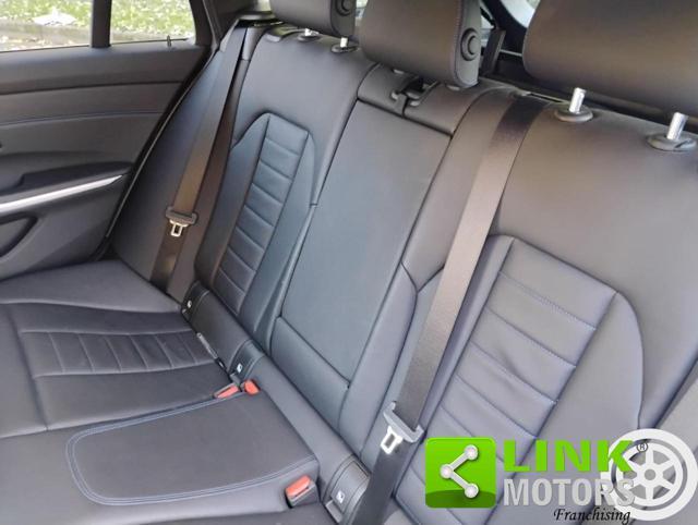 BMW 330 i Touring X DRIVE Msport