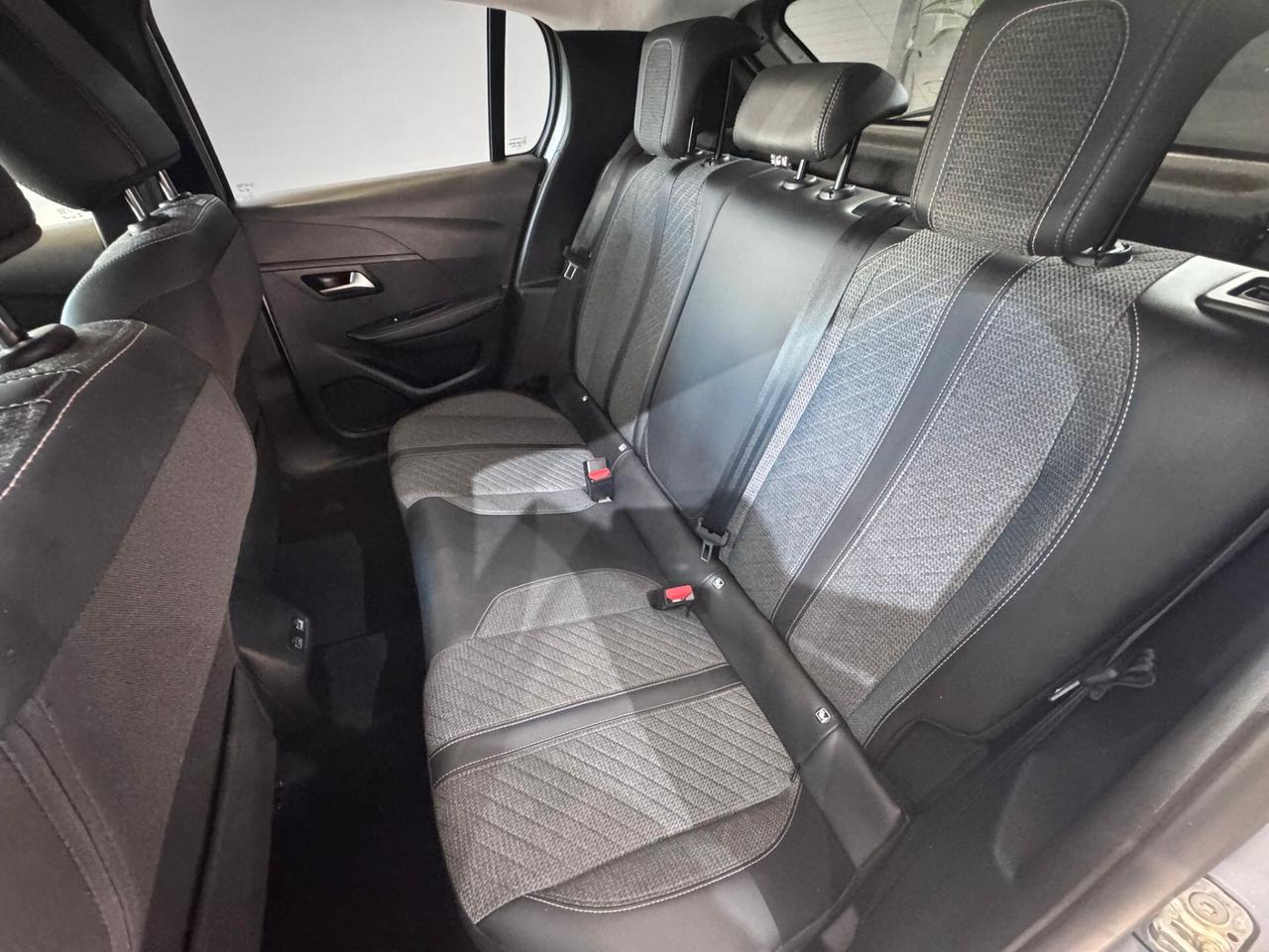 Peugeot 208 PureTech 100 Stop&Start 5 porte Allure