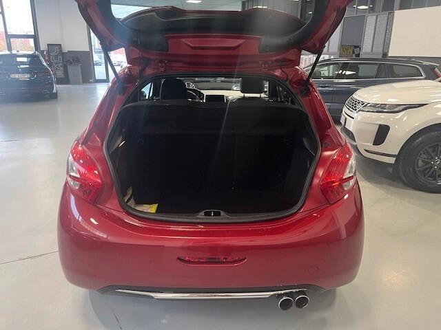 Peugeot 208 1.6 THP 200 CV 3 porte GTi