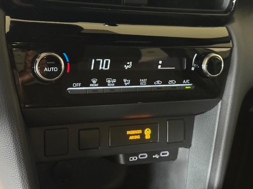 Toyota Yaris Cross 1.5h Trend fwd 130cv e-cvt Led App conn Cam 17" Neop