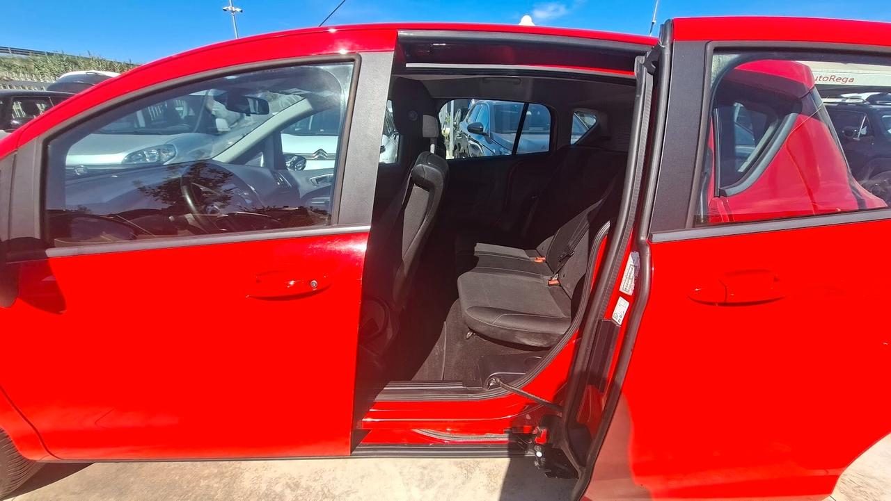 Ford B-Max 1.4 90 CV GPL di serie 2017