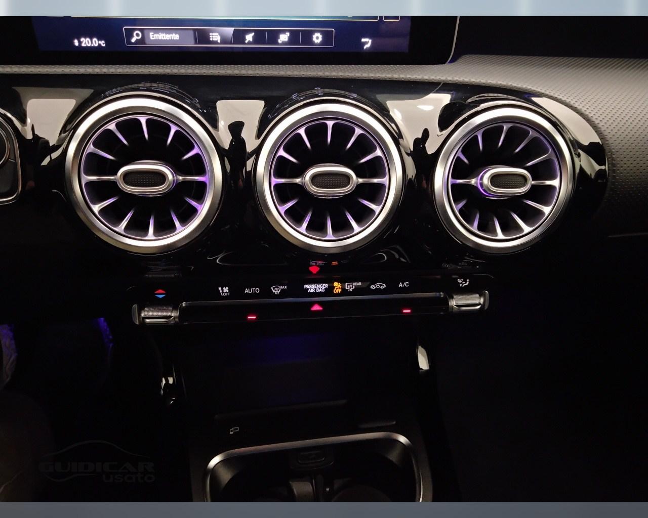 Mercedes-Benz Classe A - W177 2018 - A 180 d Premium