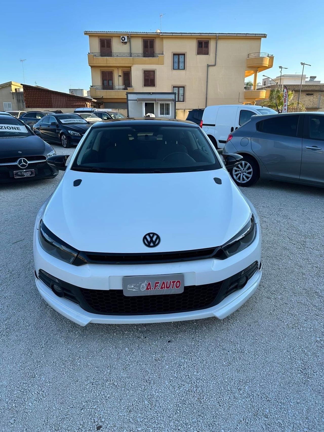 Volkswagen Scirocco 2.0 TDI 140CV DPF