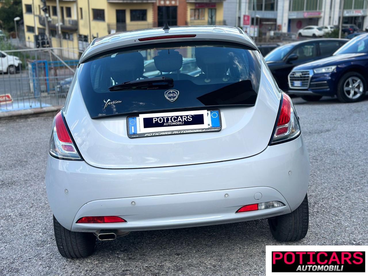 Lancia Ypsilon 1.2 69 CV 5 porte GPL Ecochic Gold