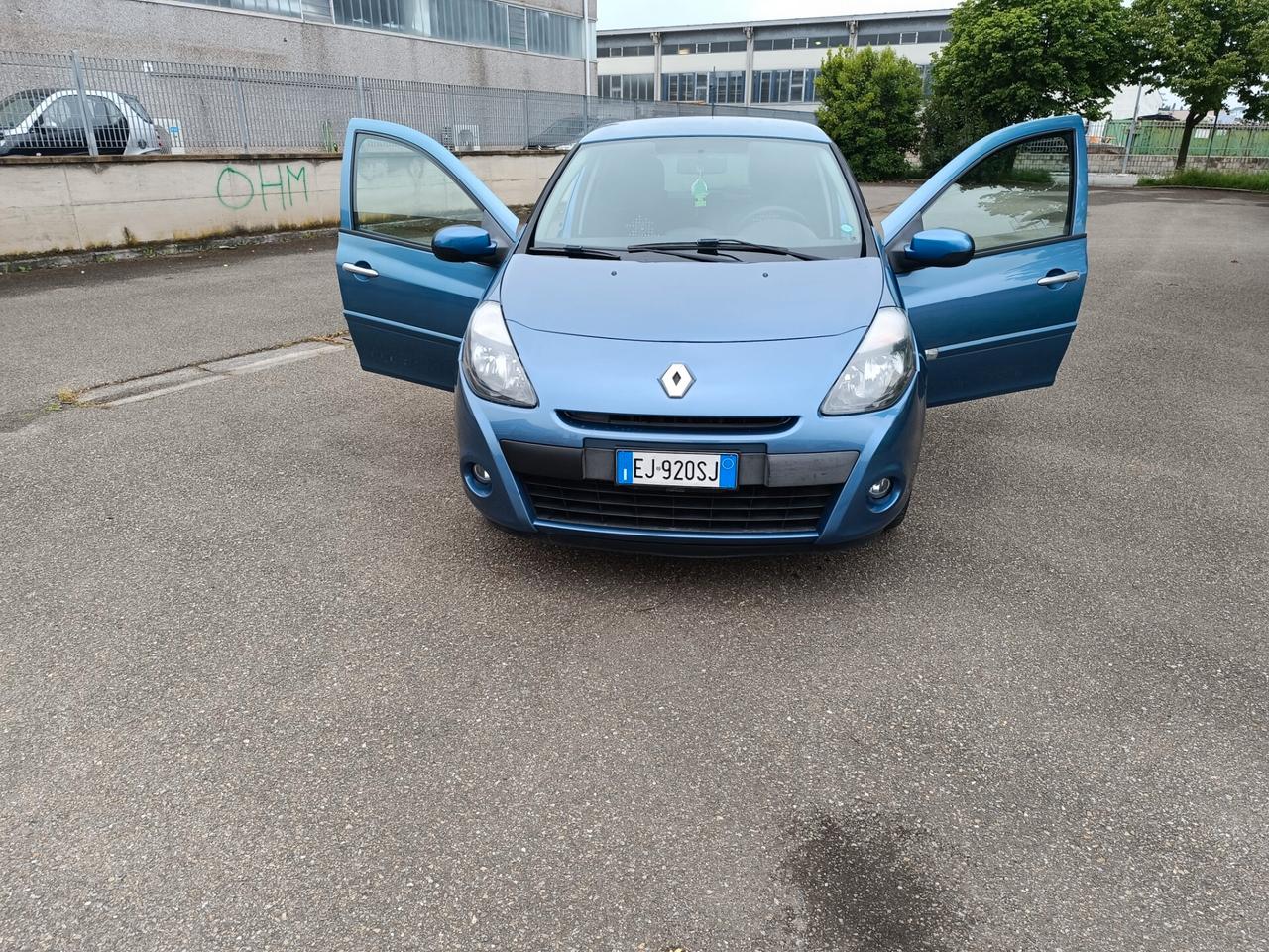 Renault Clio 1.2 16V 5 porte SOLAMENTE 97.000 KM