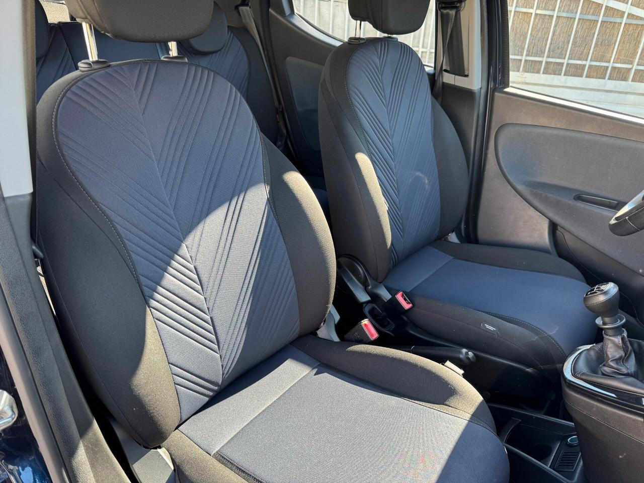 Lancia Ypsilon 1.2 GPL ECOCHIC 2020 FARI LED