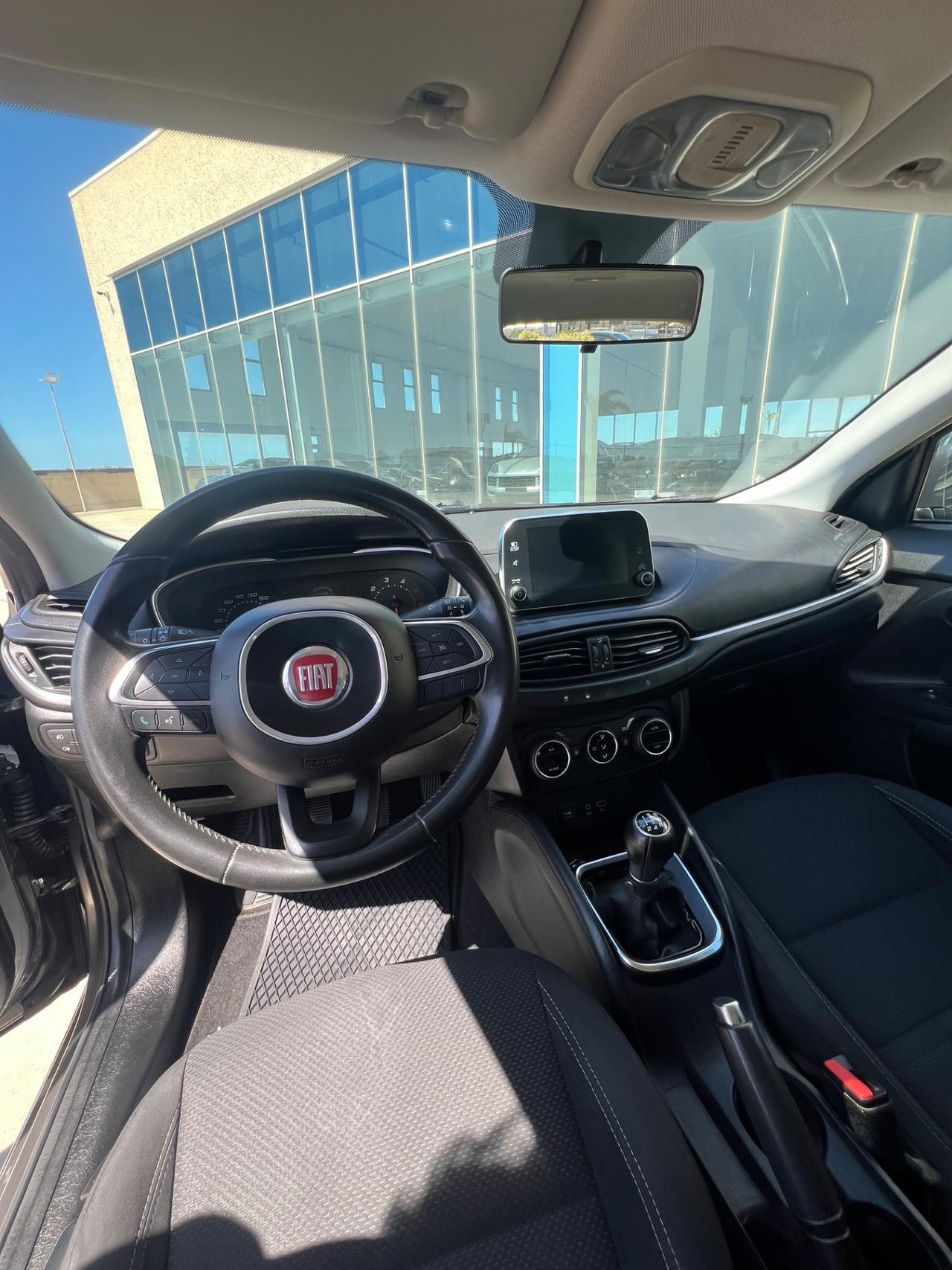 Fiat Tipo 1.3 Mjt 95Cv S&S 5 porte Lounge