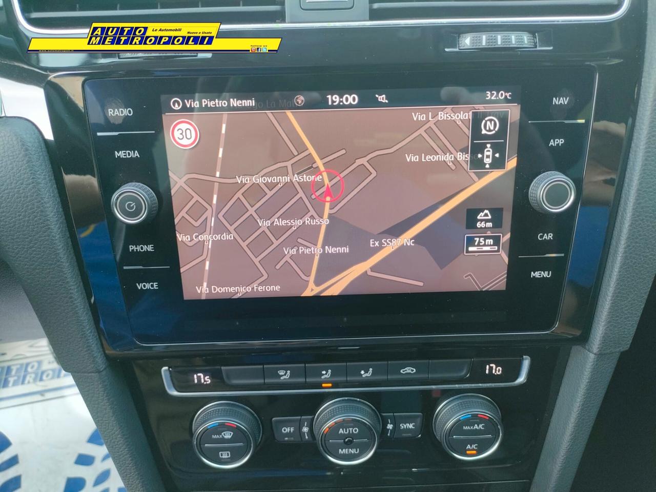 Volkswagen Golf 1.4 TGI DSG Business (Autom.+Metano)