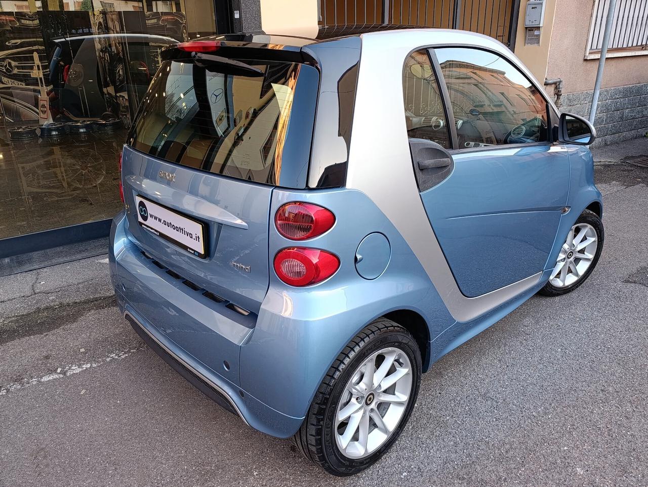 Smart ForTwo 1.0 71cv MHD coupé passion Km 68.006 certificati