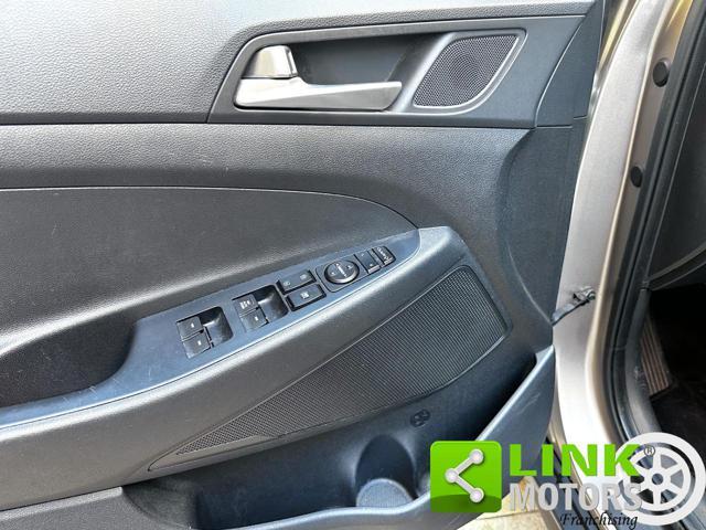 HYUNDAI Tucson 1.6 CRDi Exellence / retrocamera / Apple car play