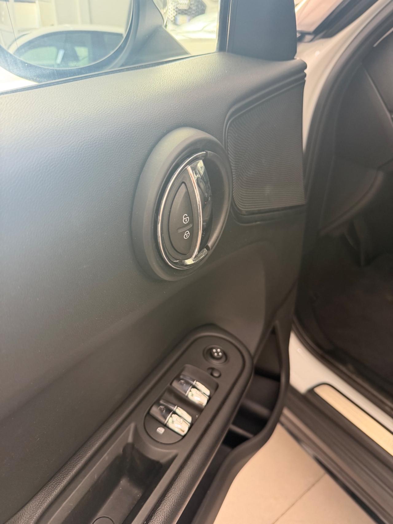 Mini Cooper S Countryman 1.5 Hype FINANZIABILE