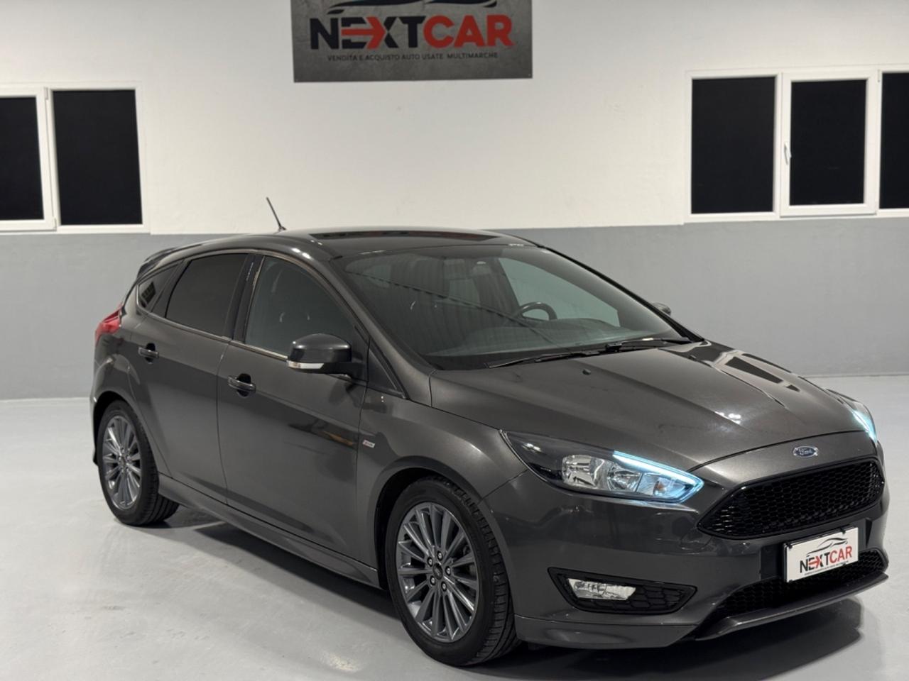 Ford Focus 1.0 EcoBoost 125 CV Start&Stop ST Line Business