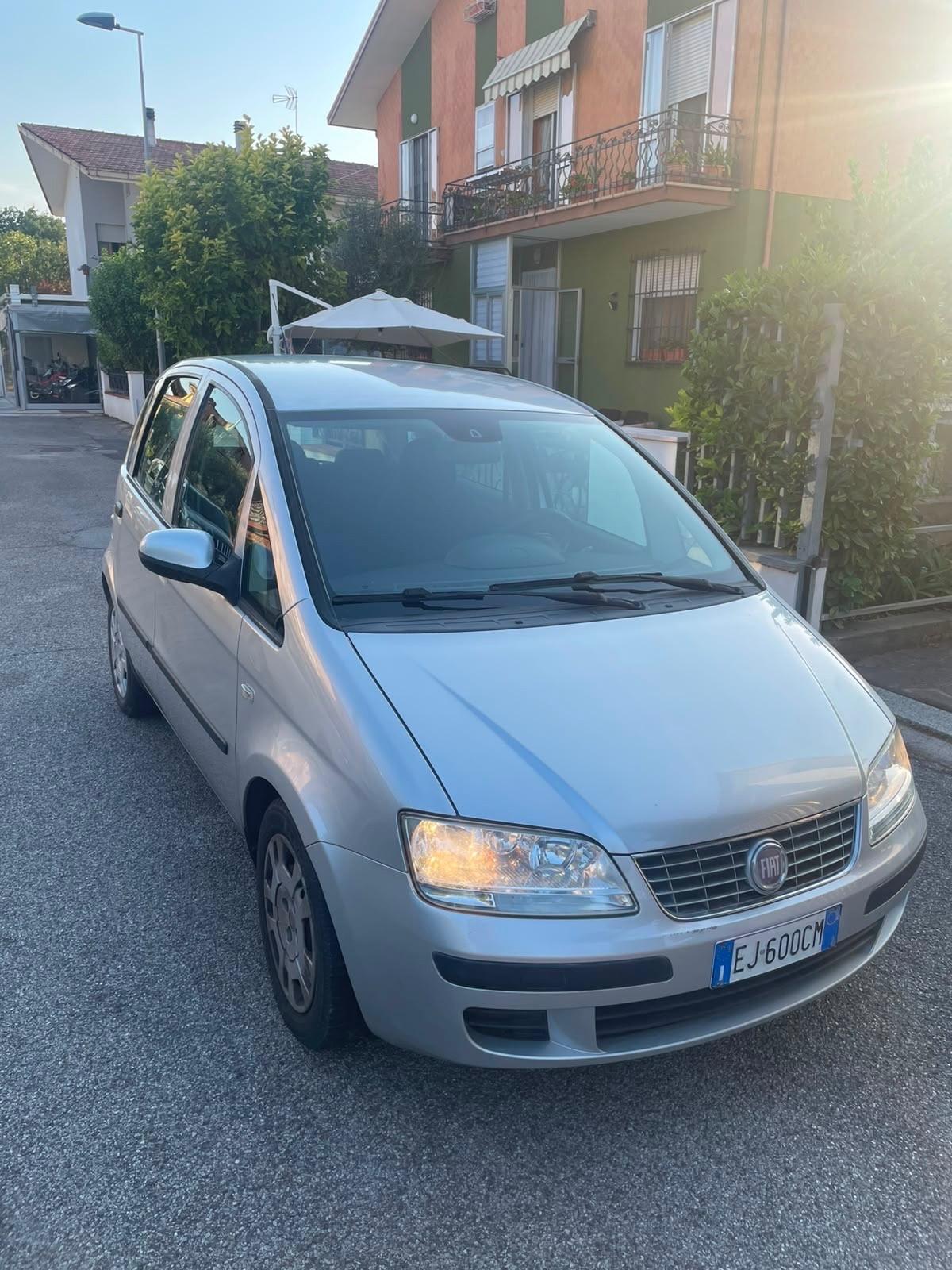 Fiat Idea 1.4 16V S&S Dynamic