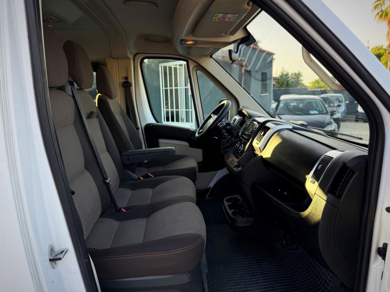 Fiat Ducato 30 2.3 MJT 130CV PC-TN Furgone Vetrato Garanzia 12 Mesi
