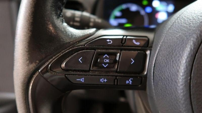 Toyota Yaris Yaris 1.5h Business # CLIMA AUTOMATICO-TELECAMERA#
